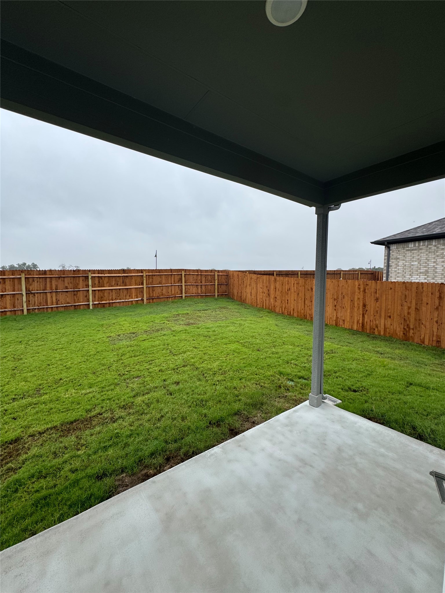 main property photo 11