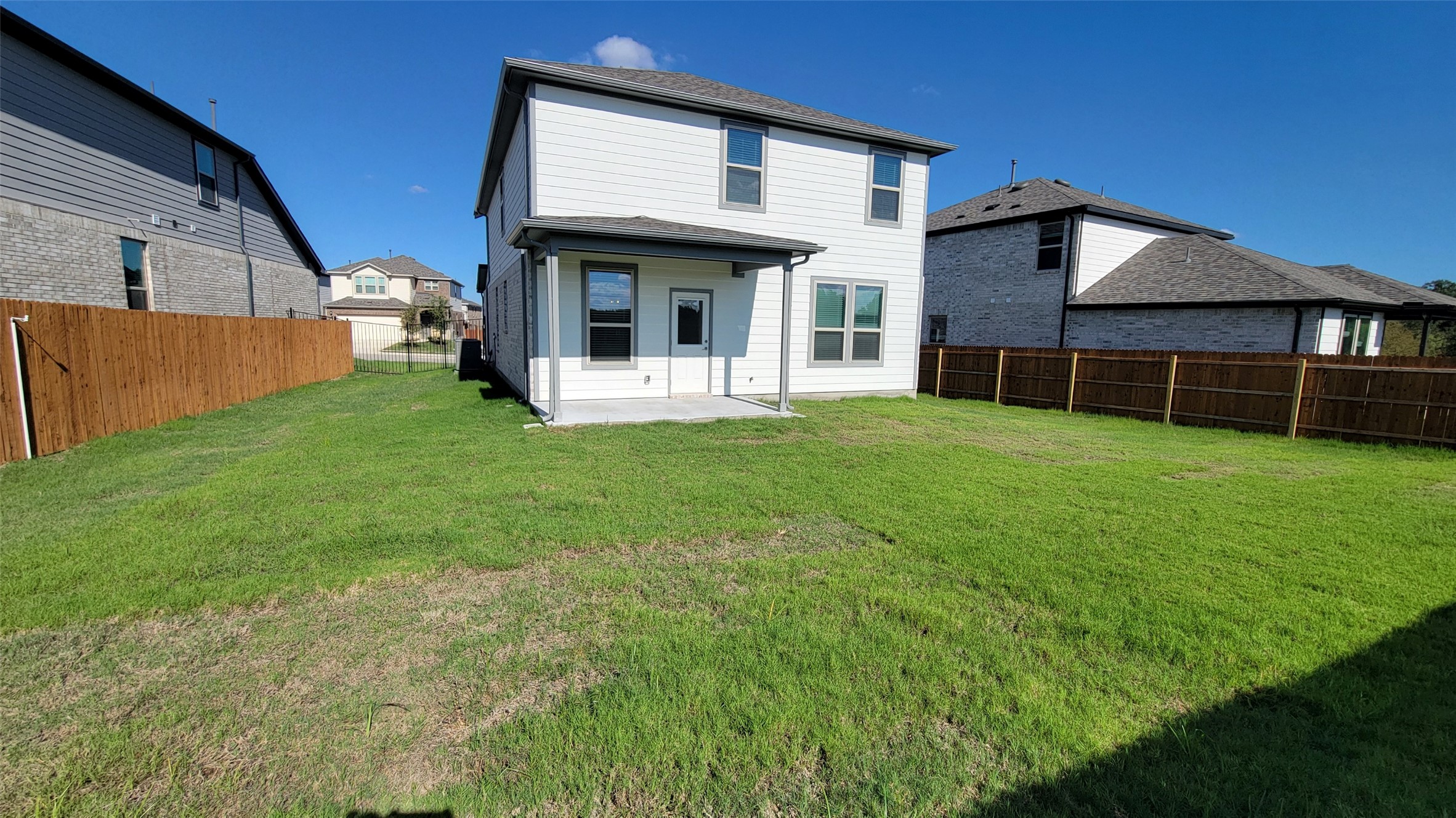 main property photo 31