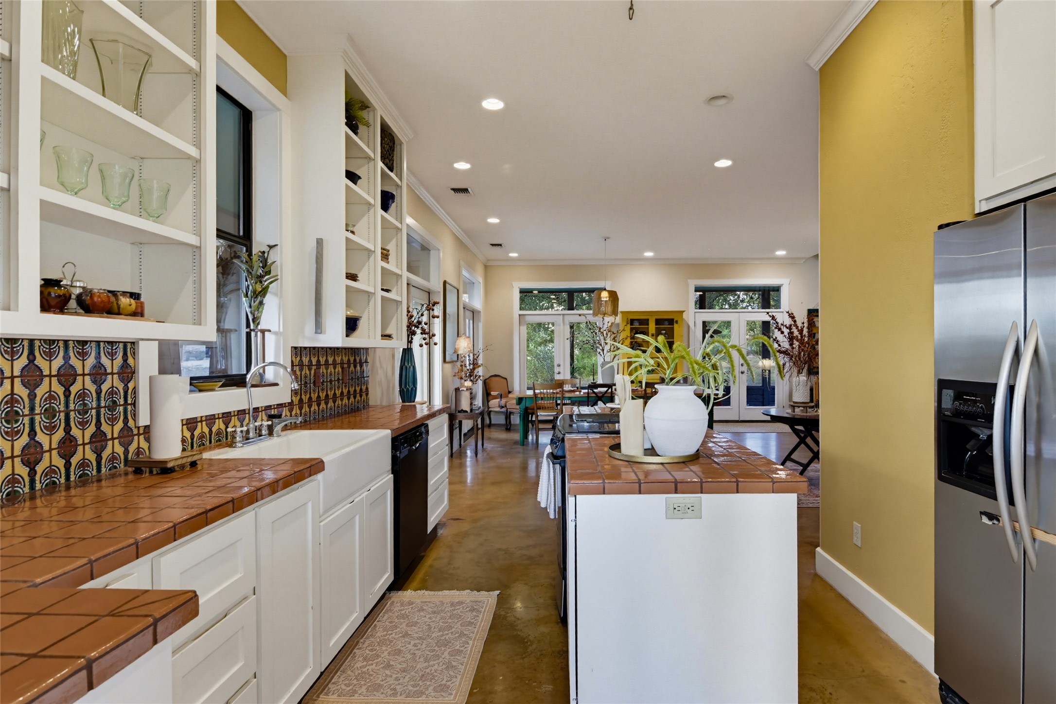 main property photo 15