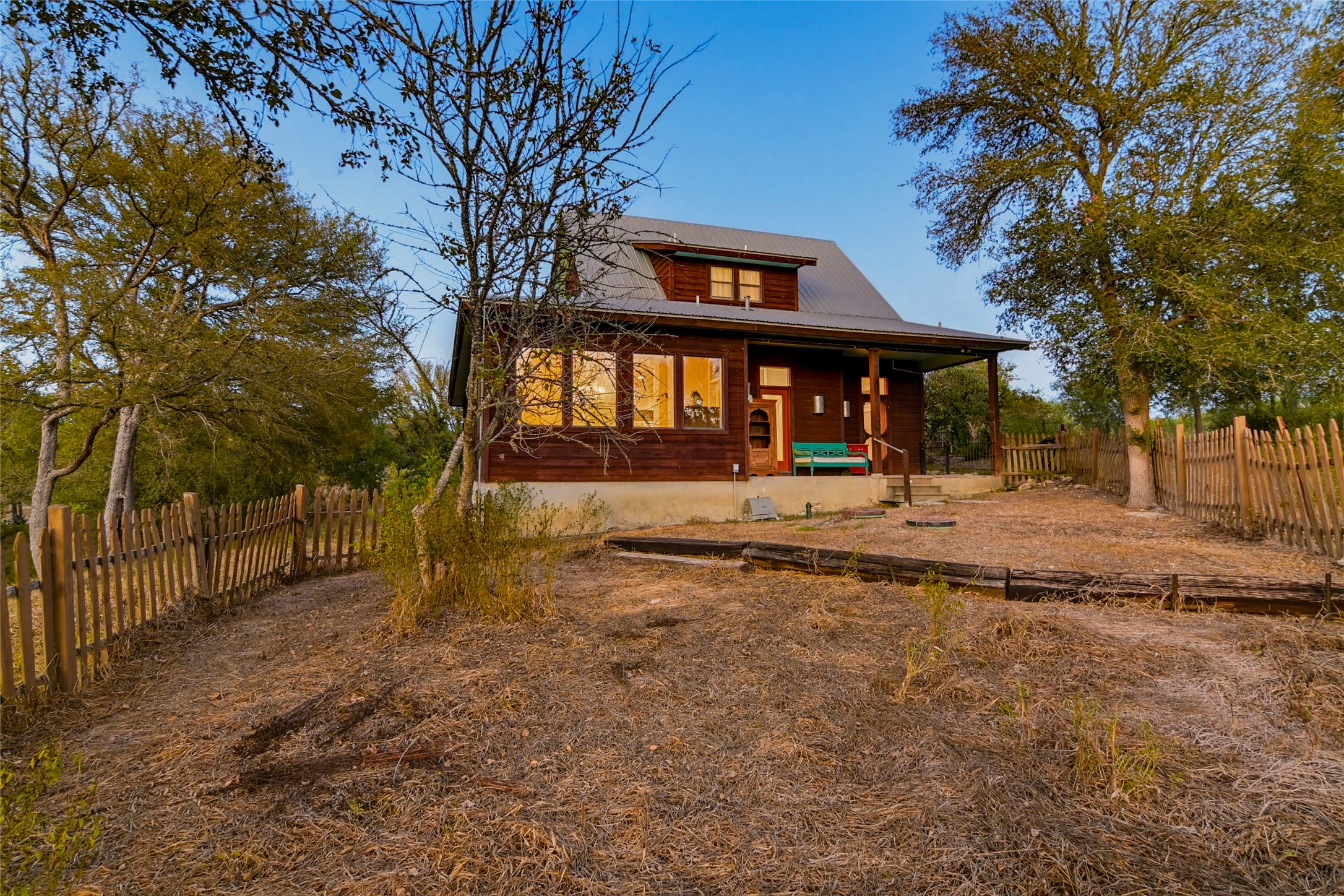 main property photo 5