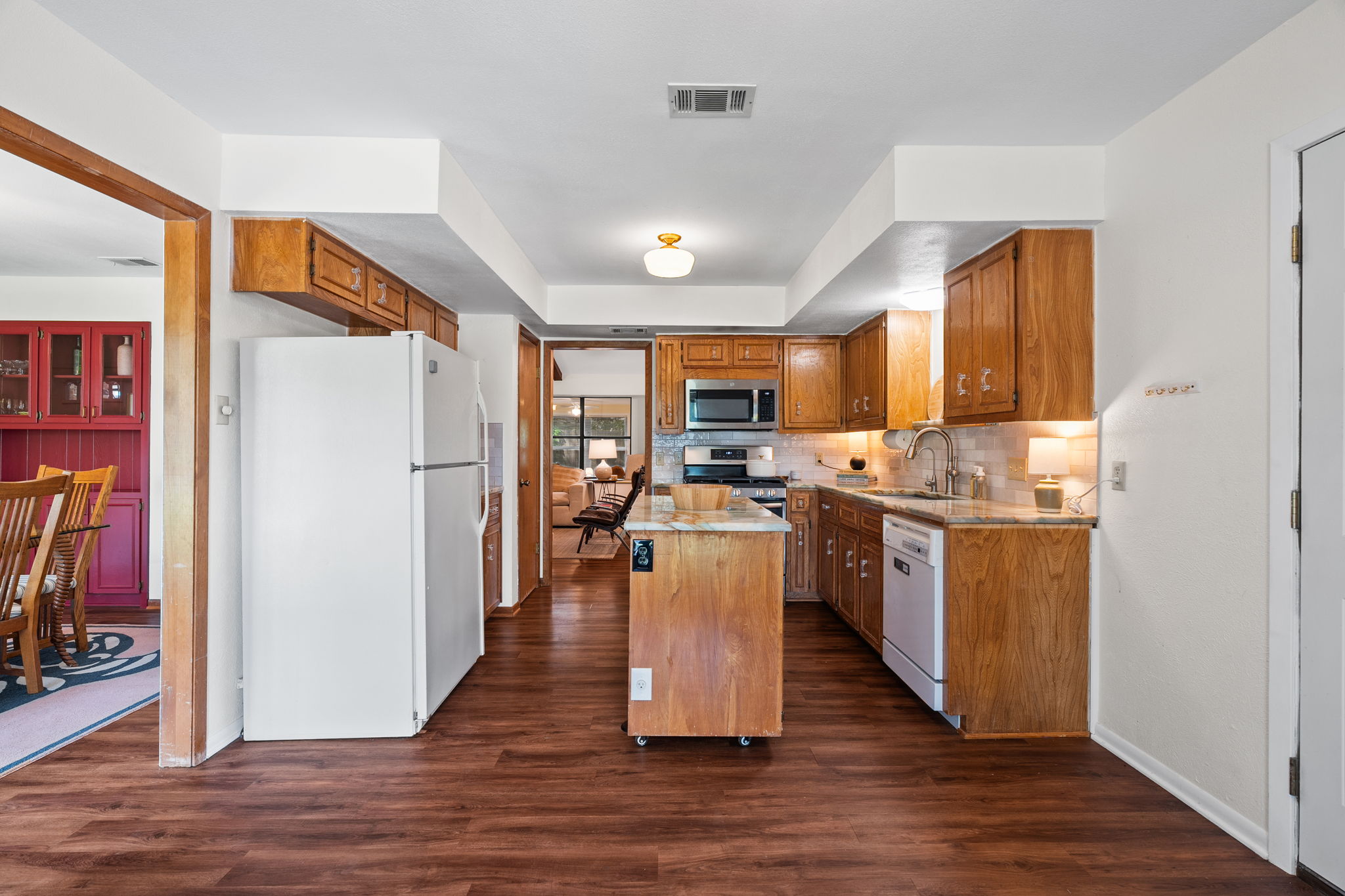 main property photo 12