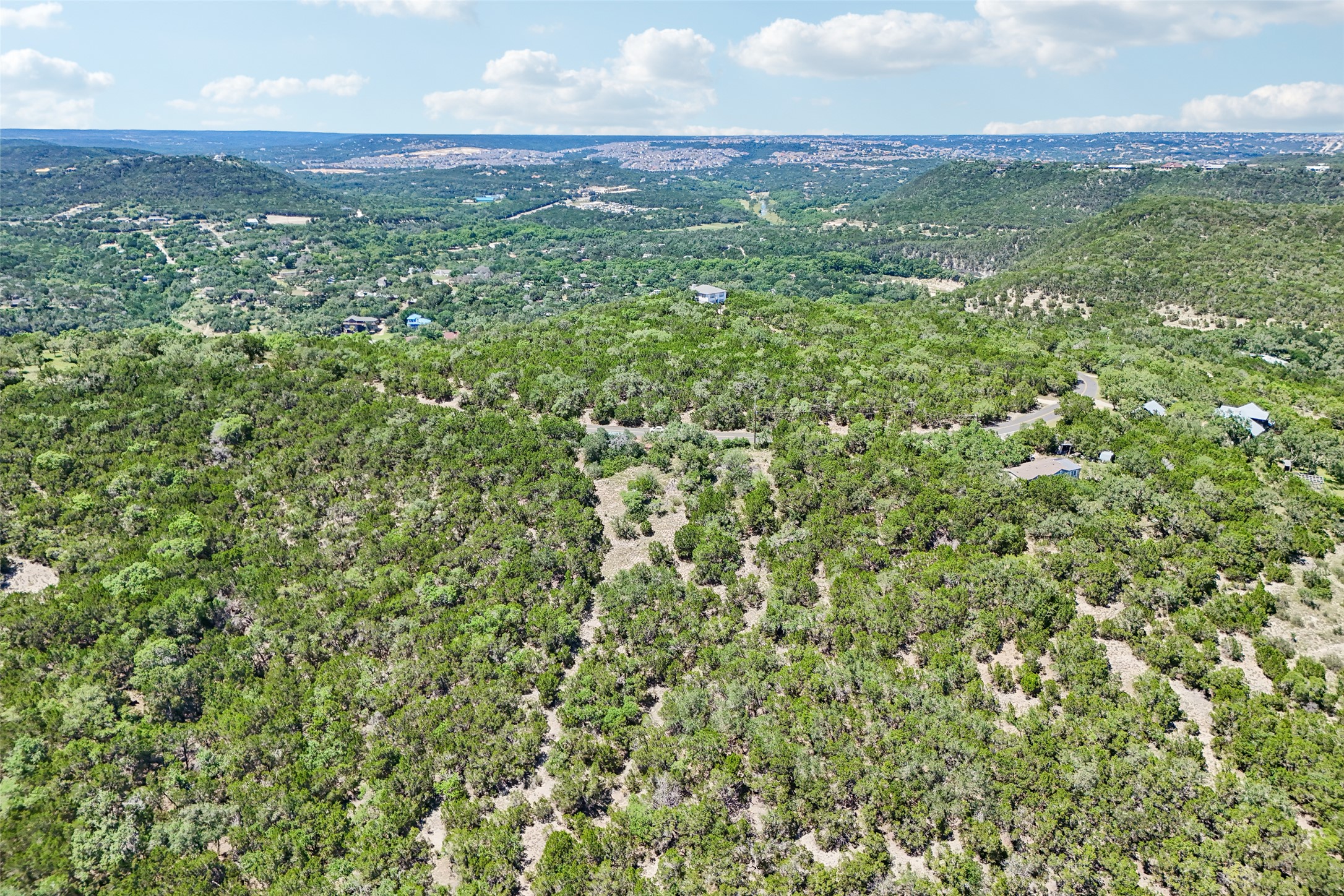 main property photo 11