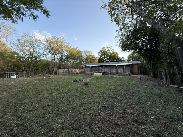 main property photo 20