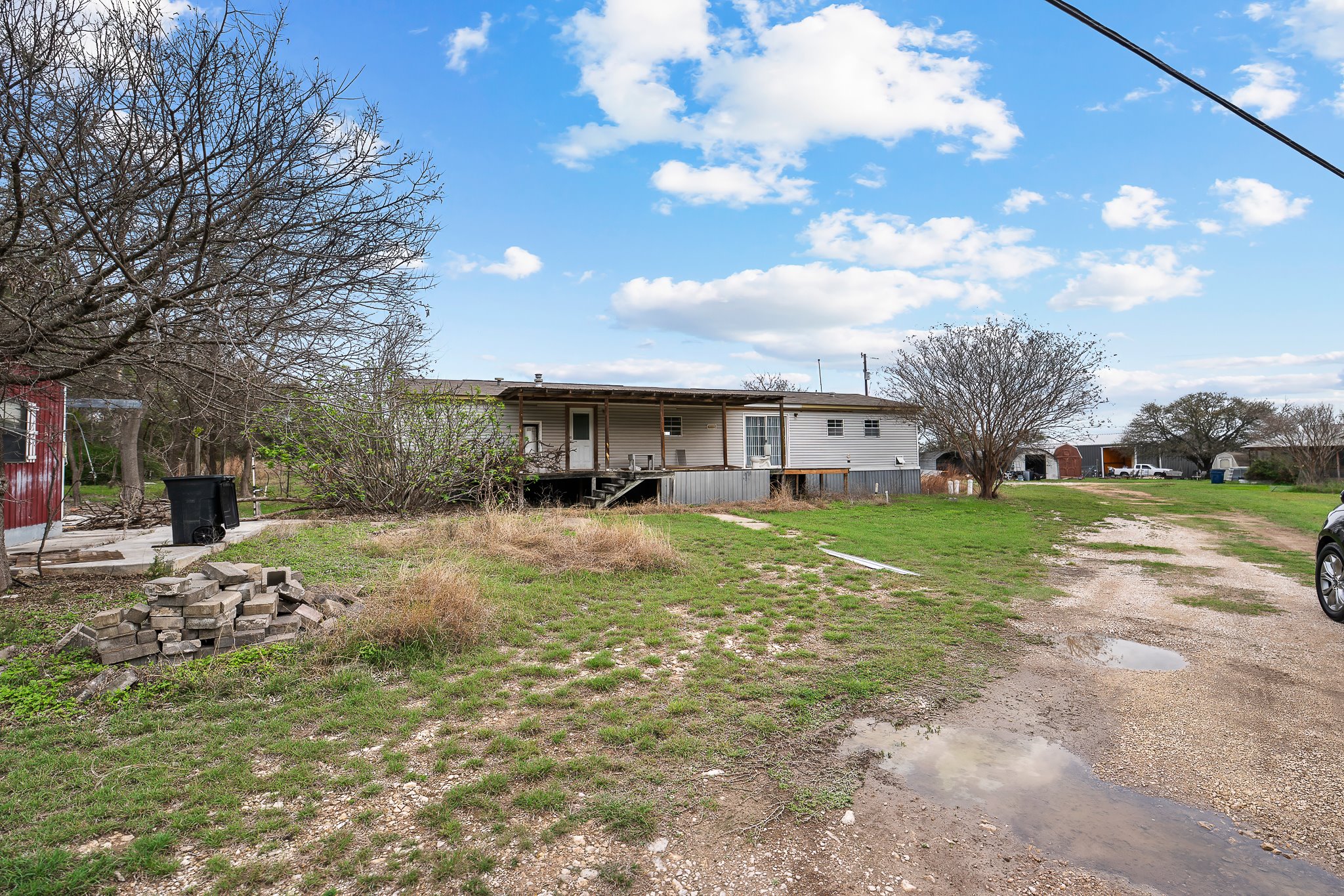 main property photo 8