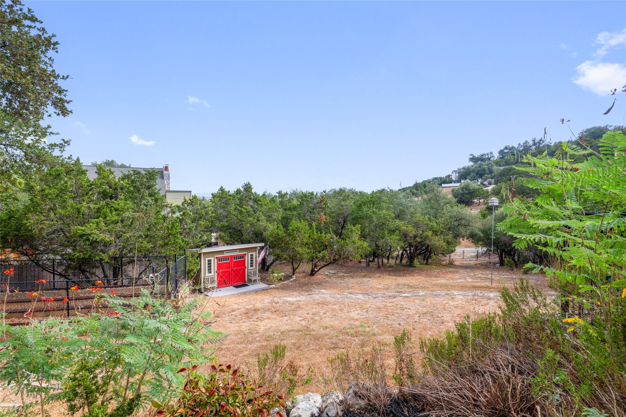 main property photo 35
