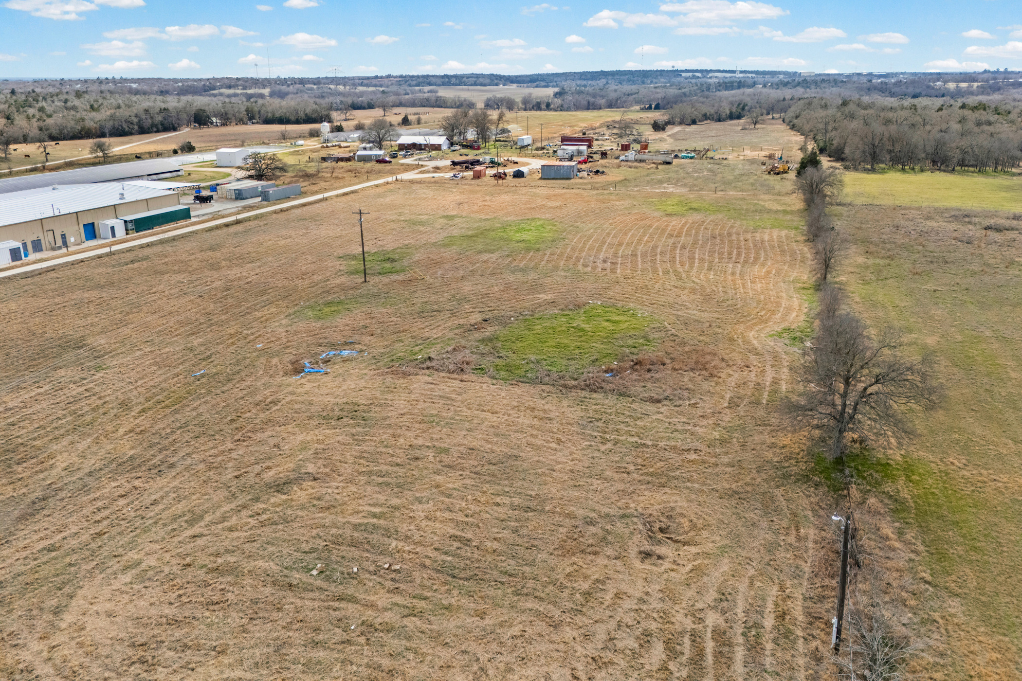 main property photo 7
