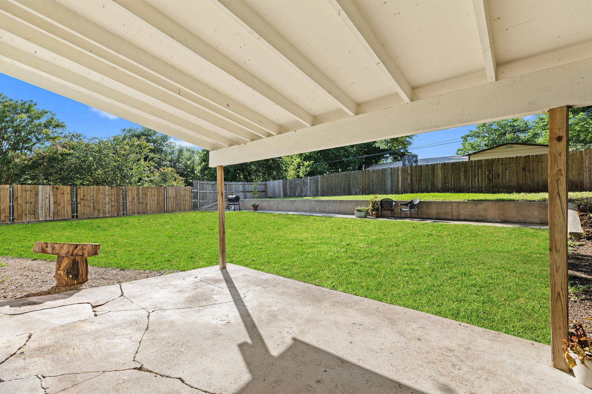main property photo 29