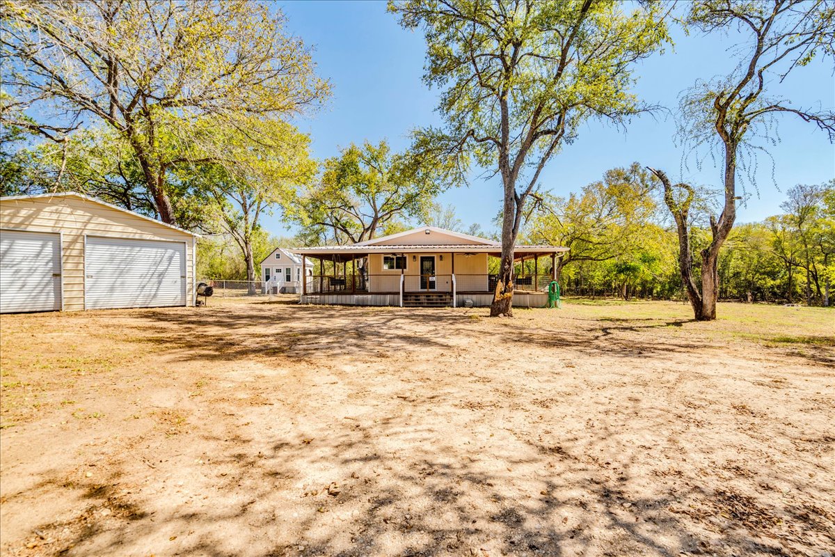 main property photo 4