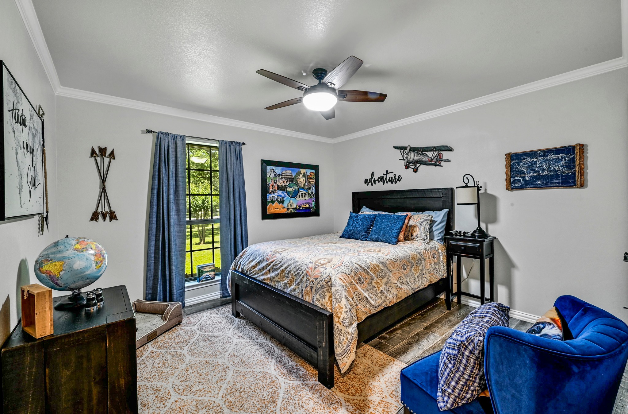 main property photo 16