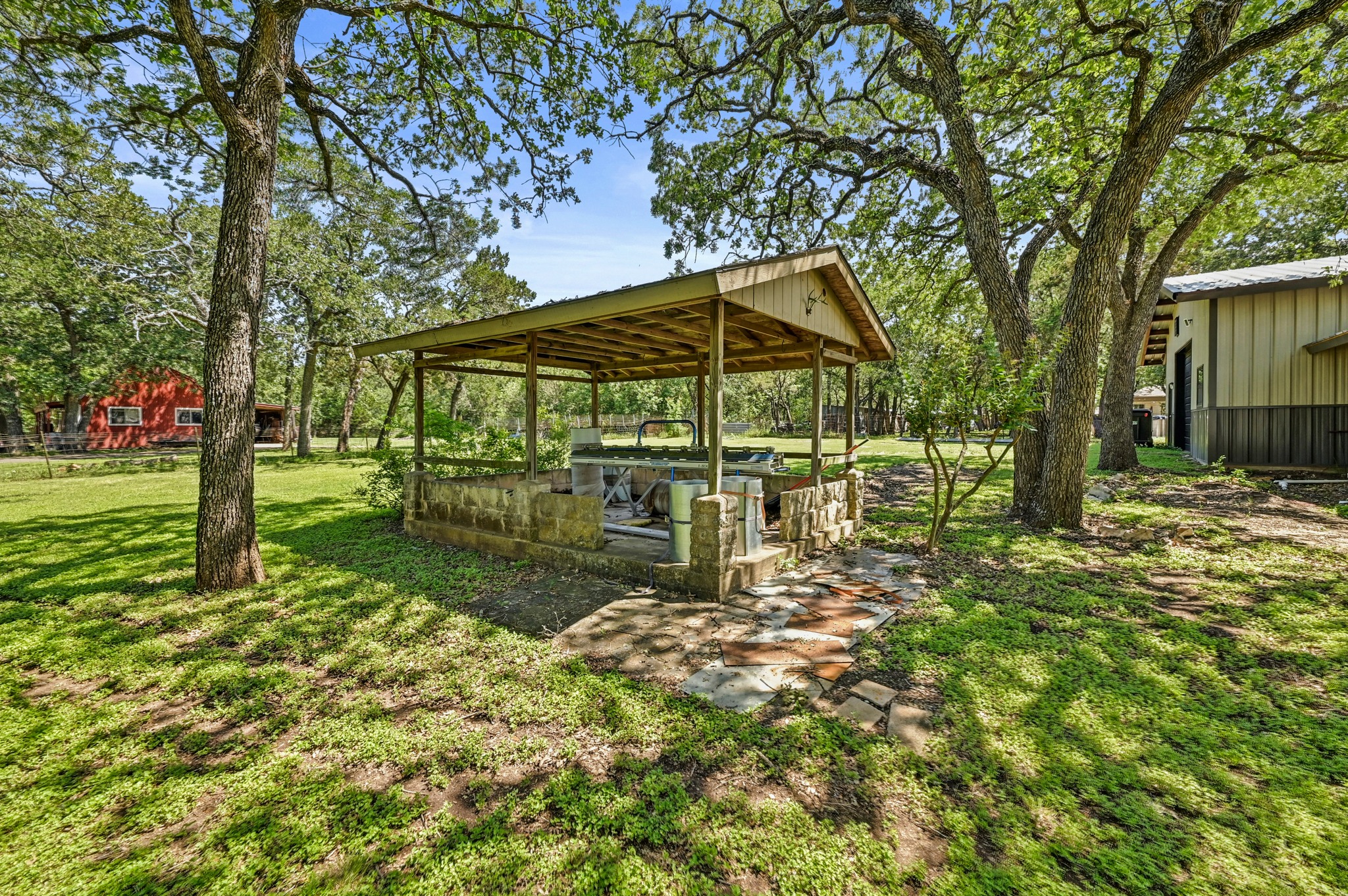 main property photo 35