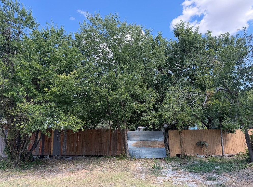 main property photo 18