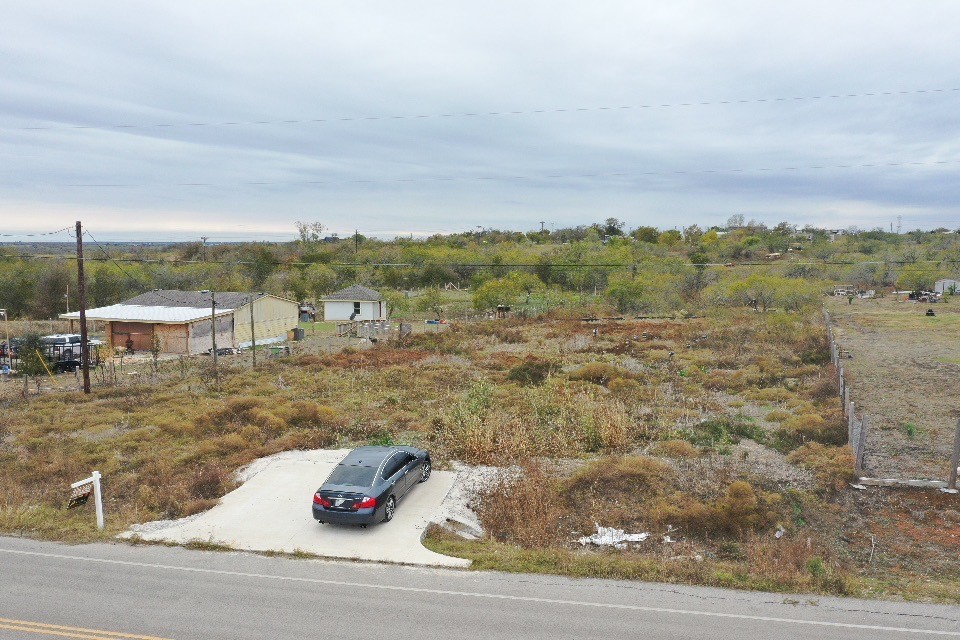 main property photo 9