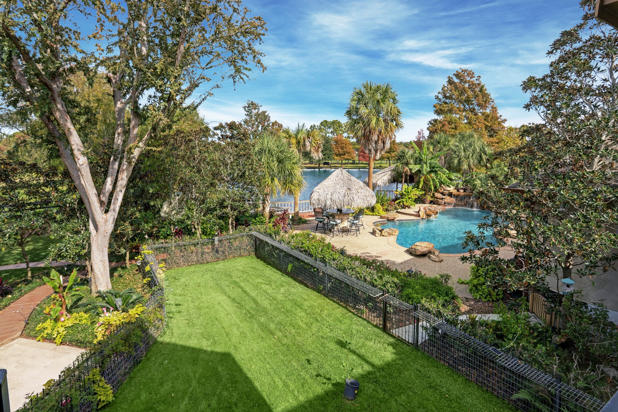 main property photo 29