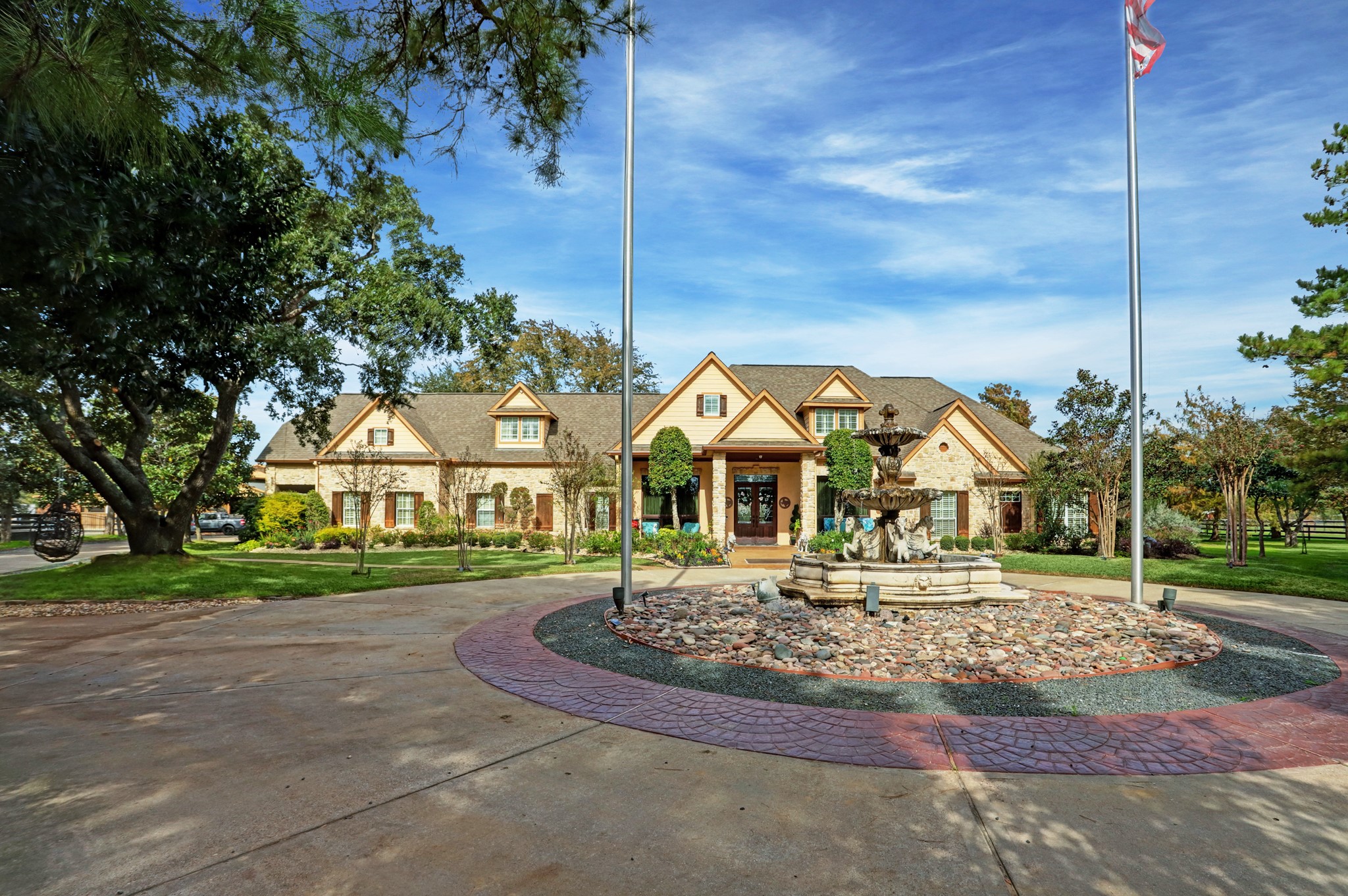 main property photo 7
