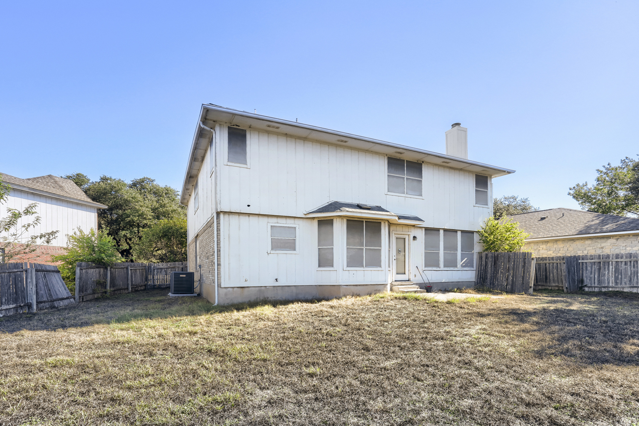 main property photo 27