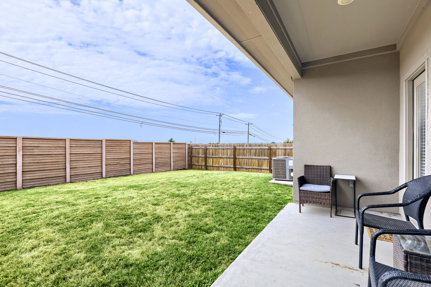 main property photo 16