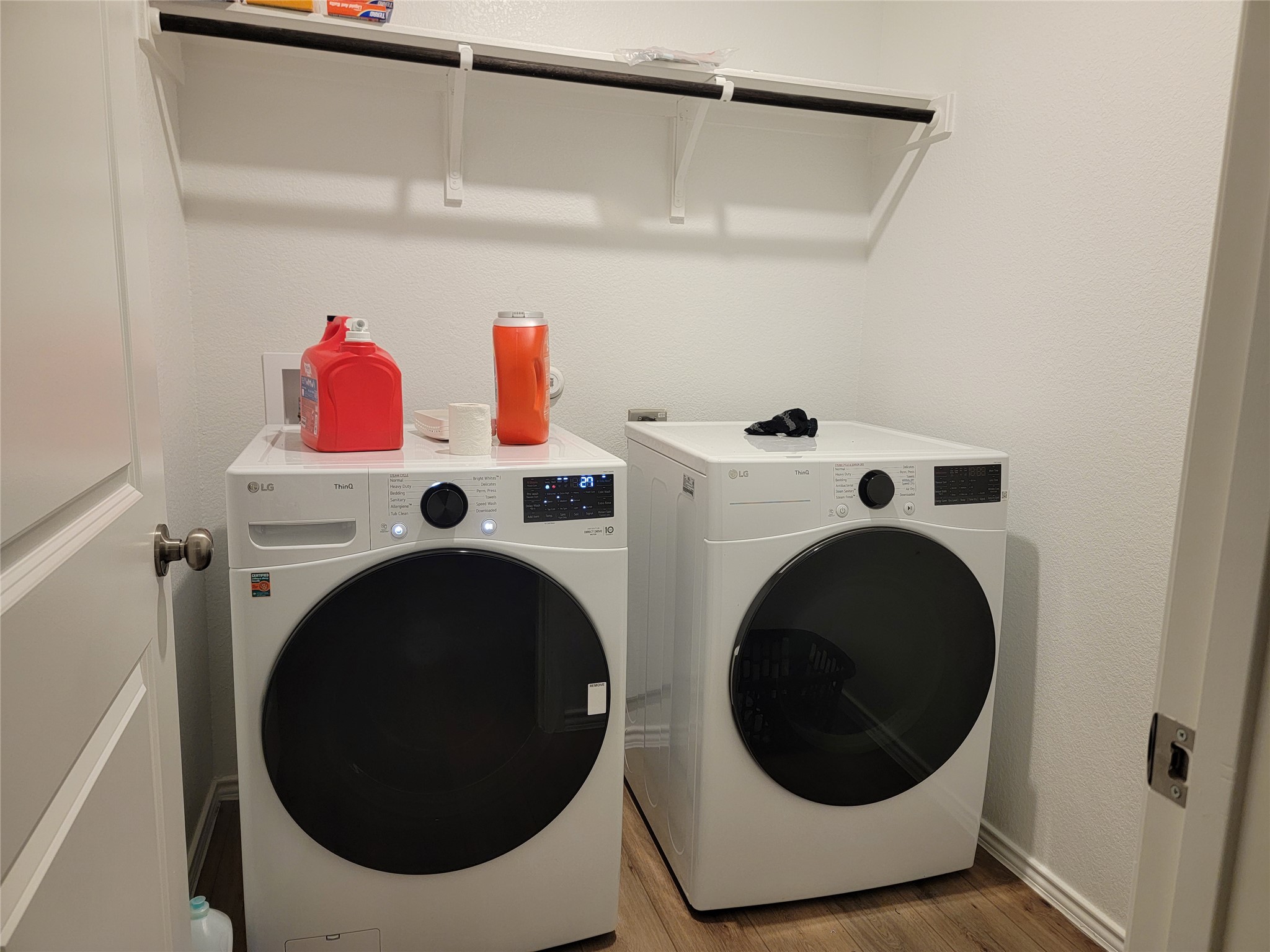 main property photo 22