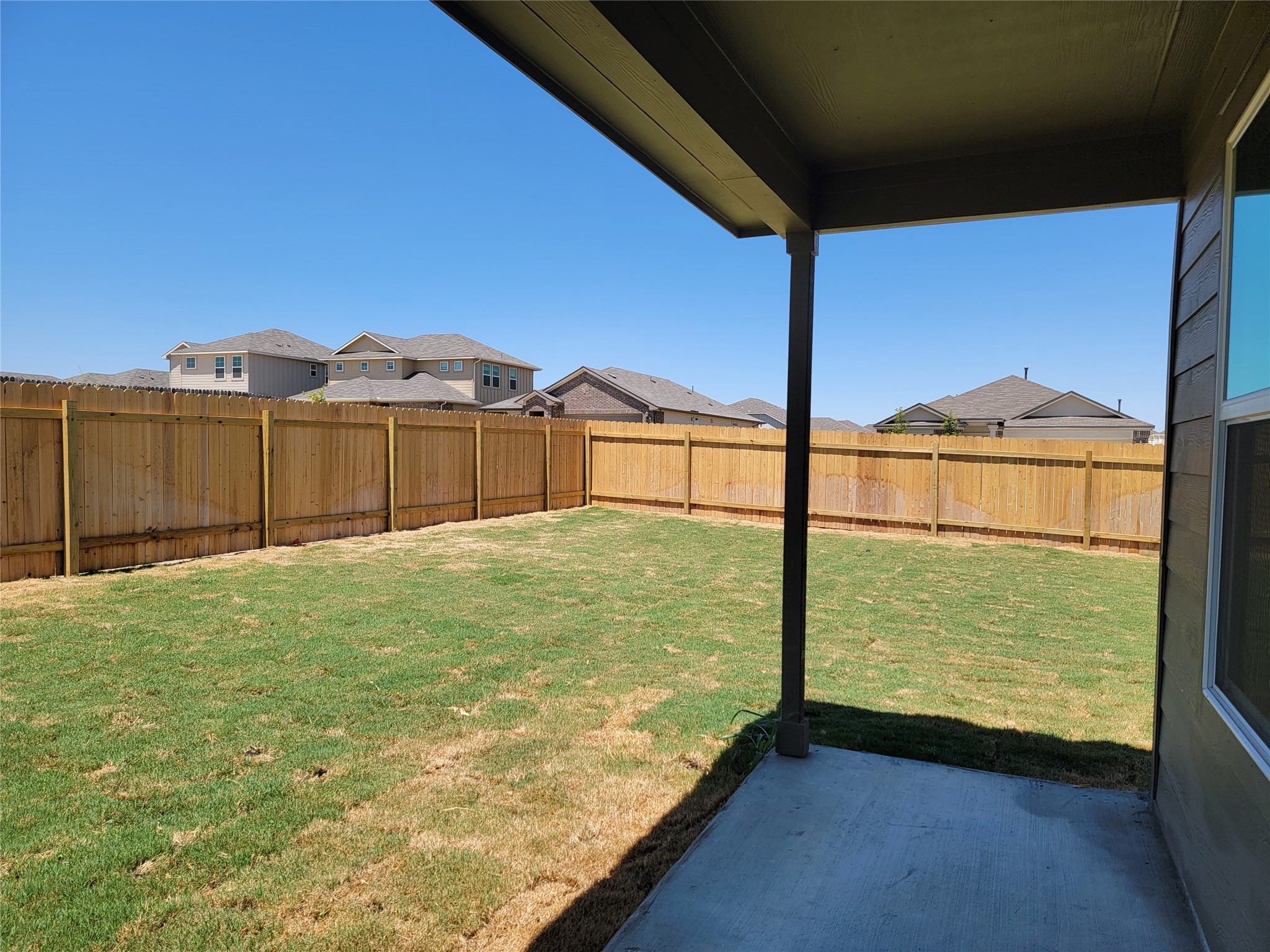main property photo 23