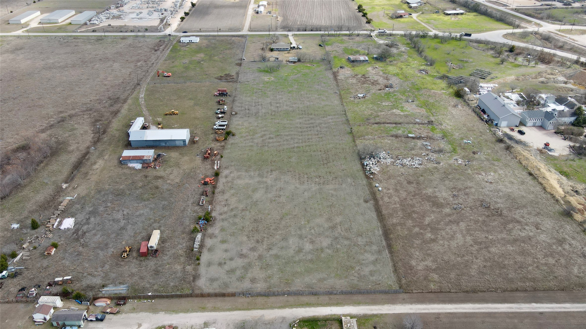 main property photo 20