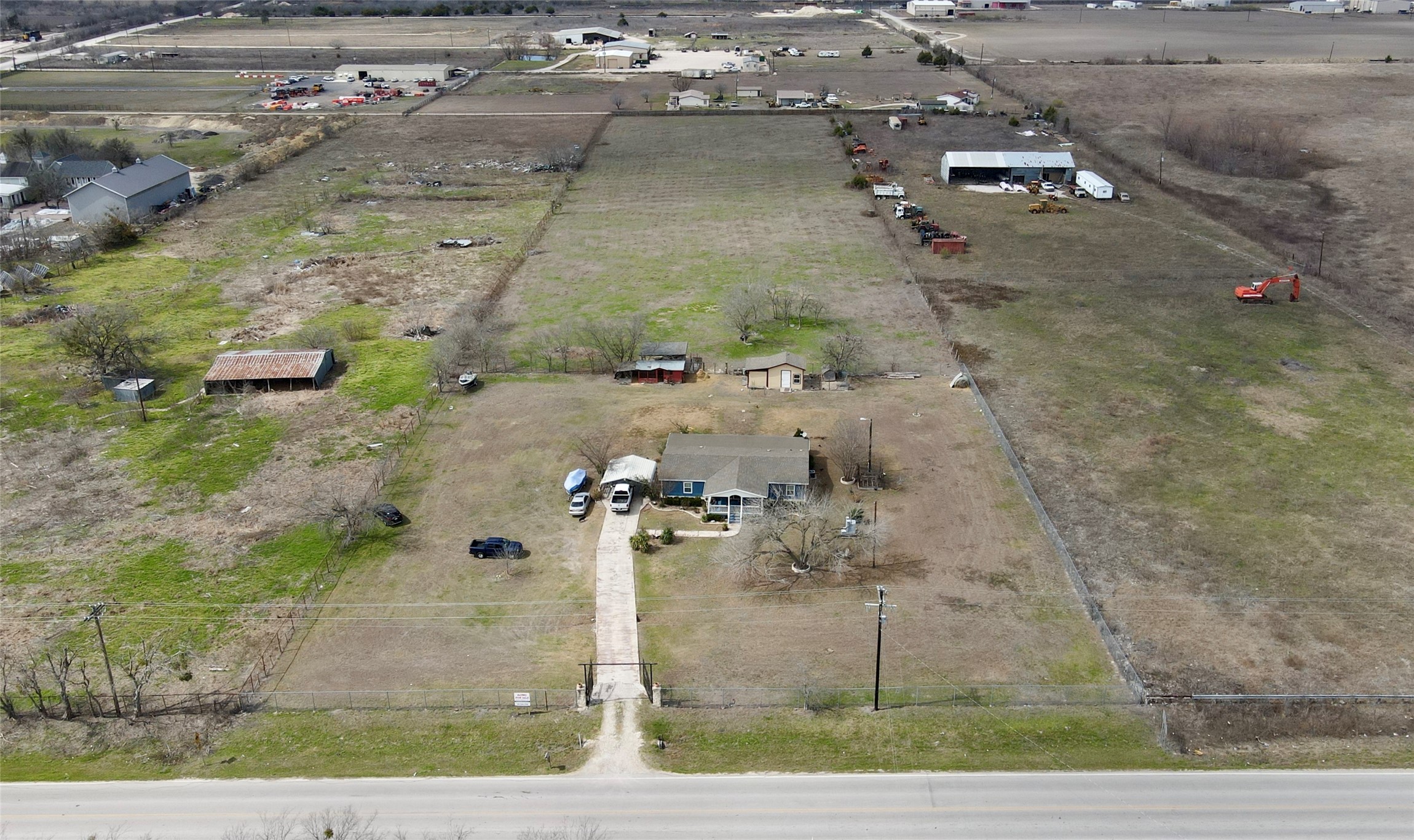 main property photo 7
