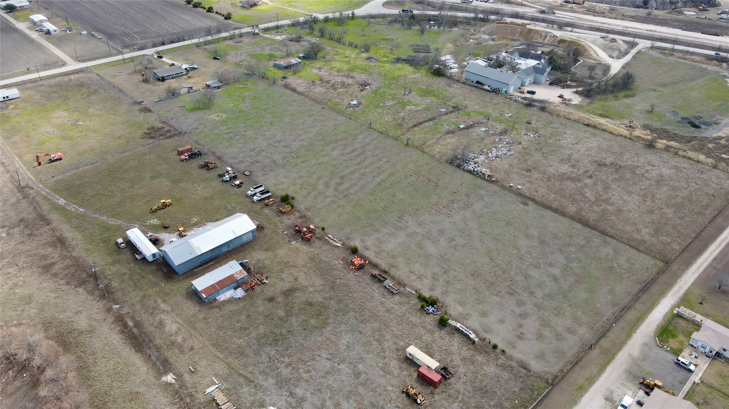 main property photo 9