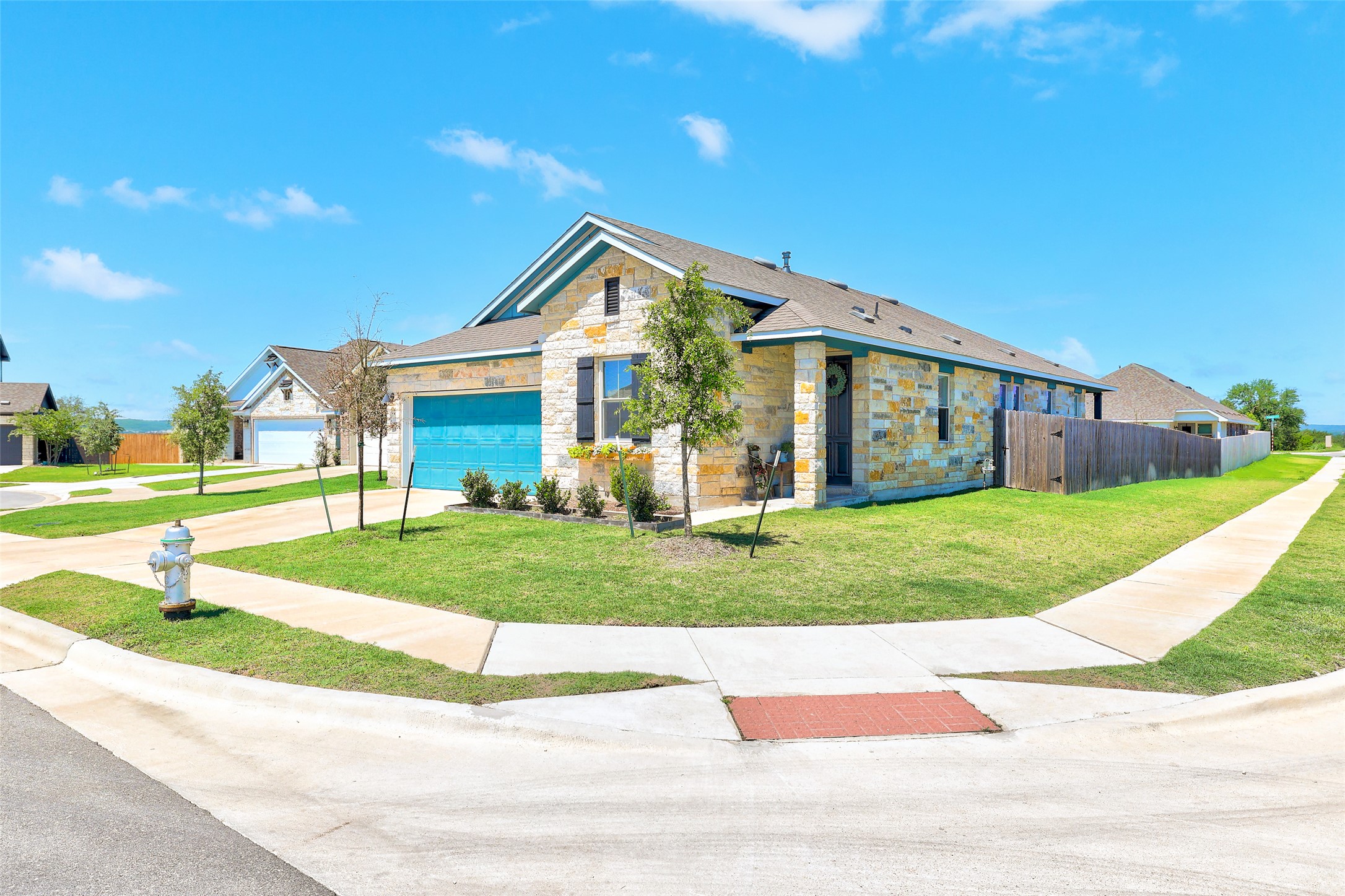 main property photo 35