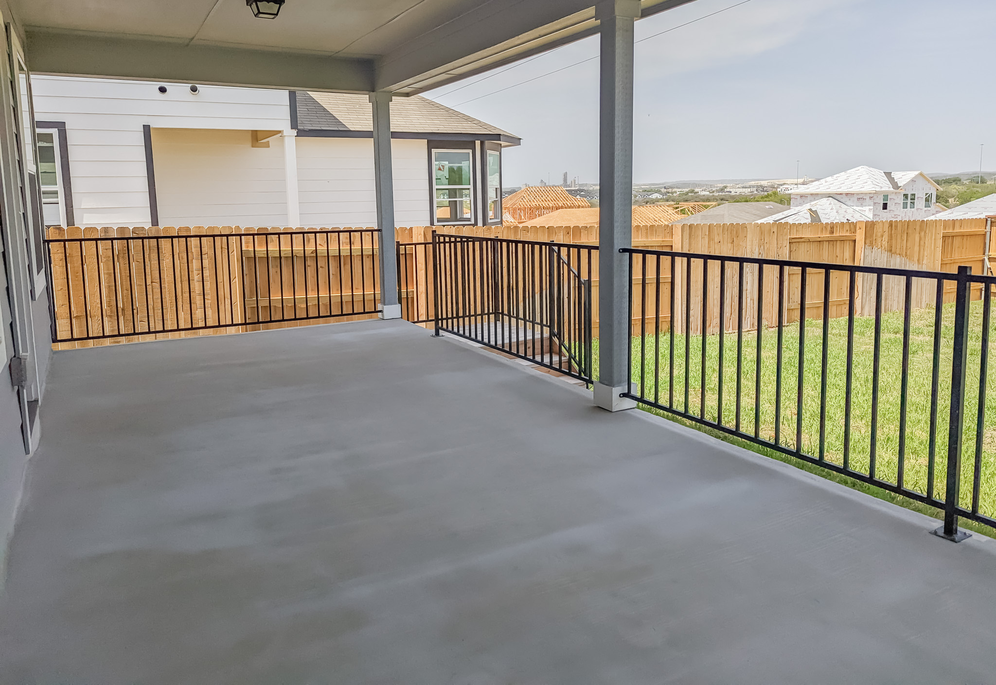 main property photo 27