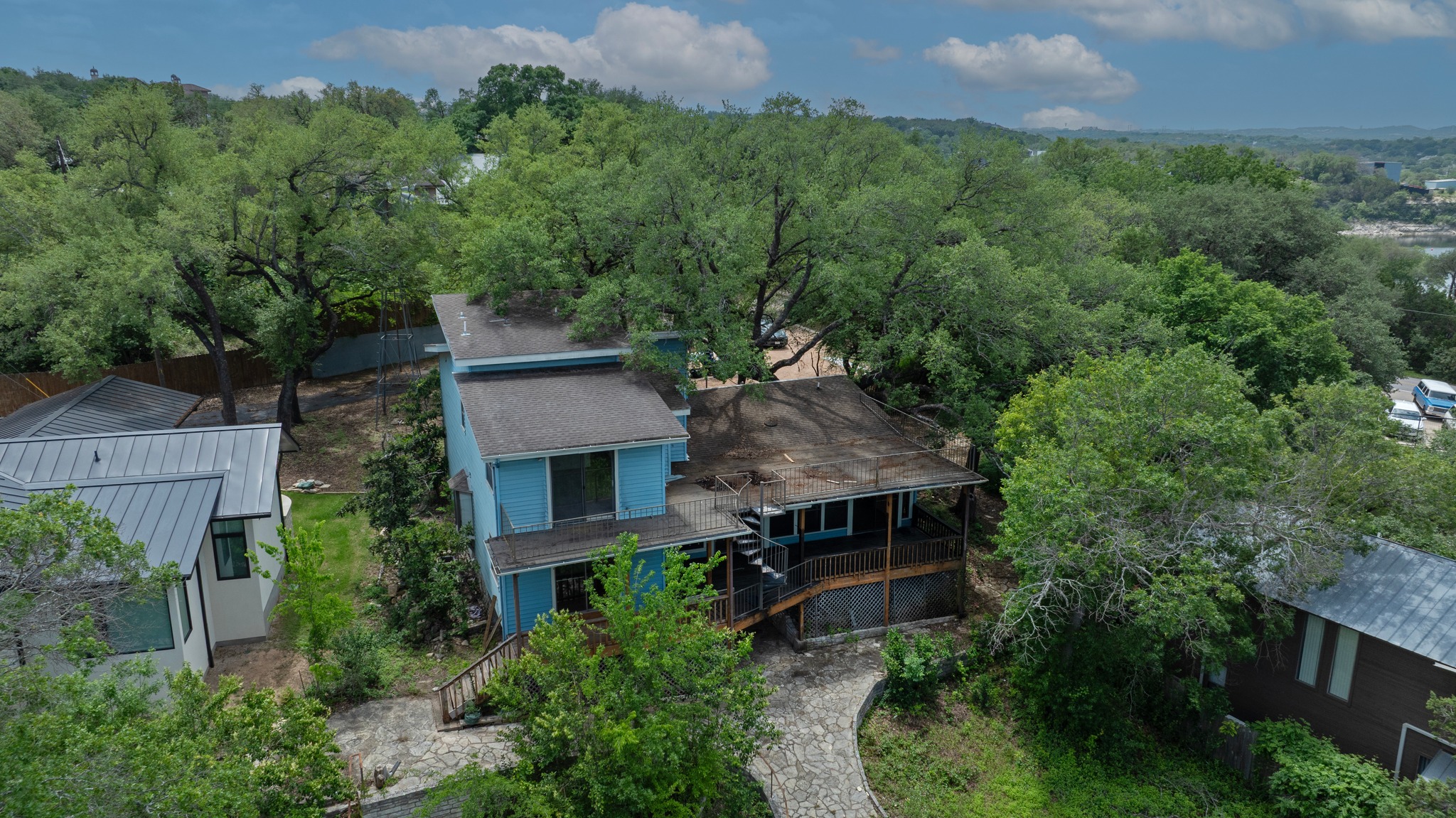 main property photo 8