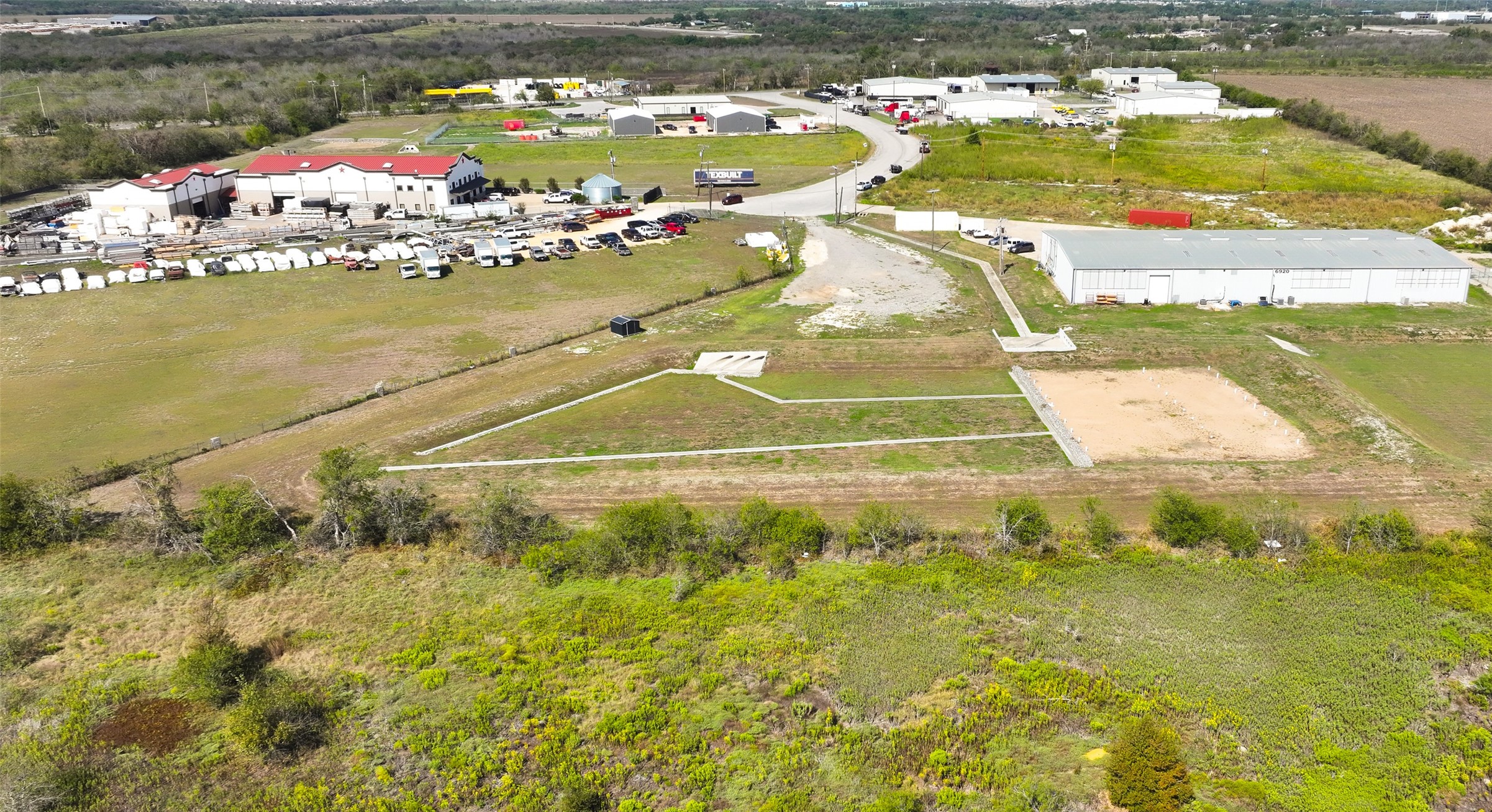 main property photo 3