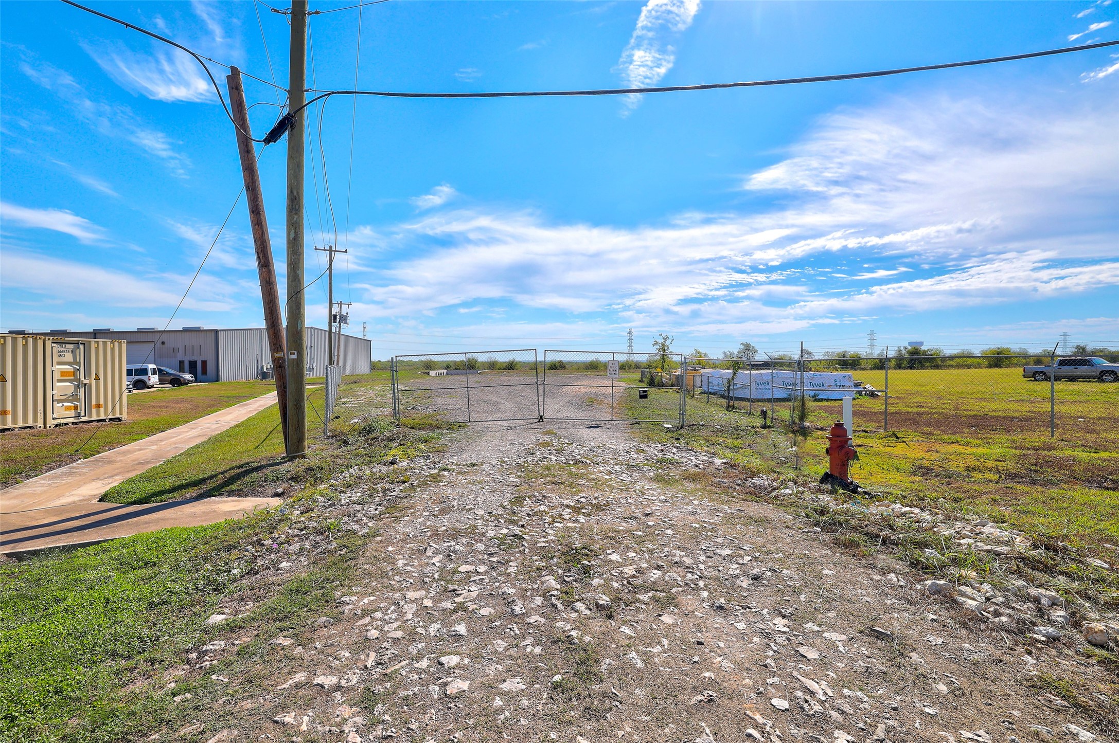 main property photo 4