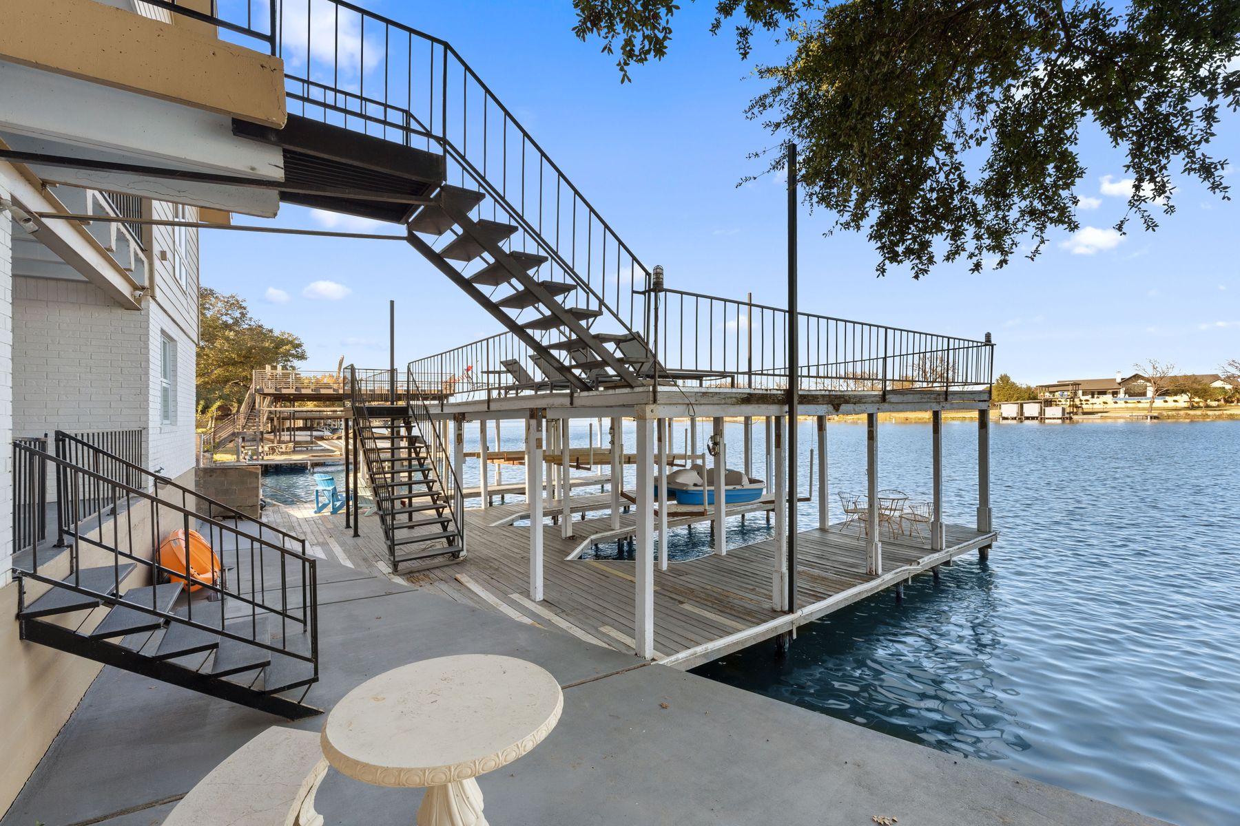 main property photo 38