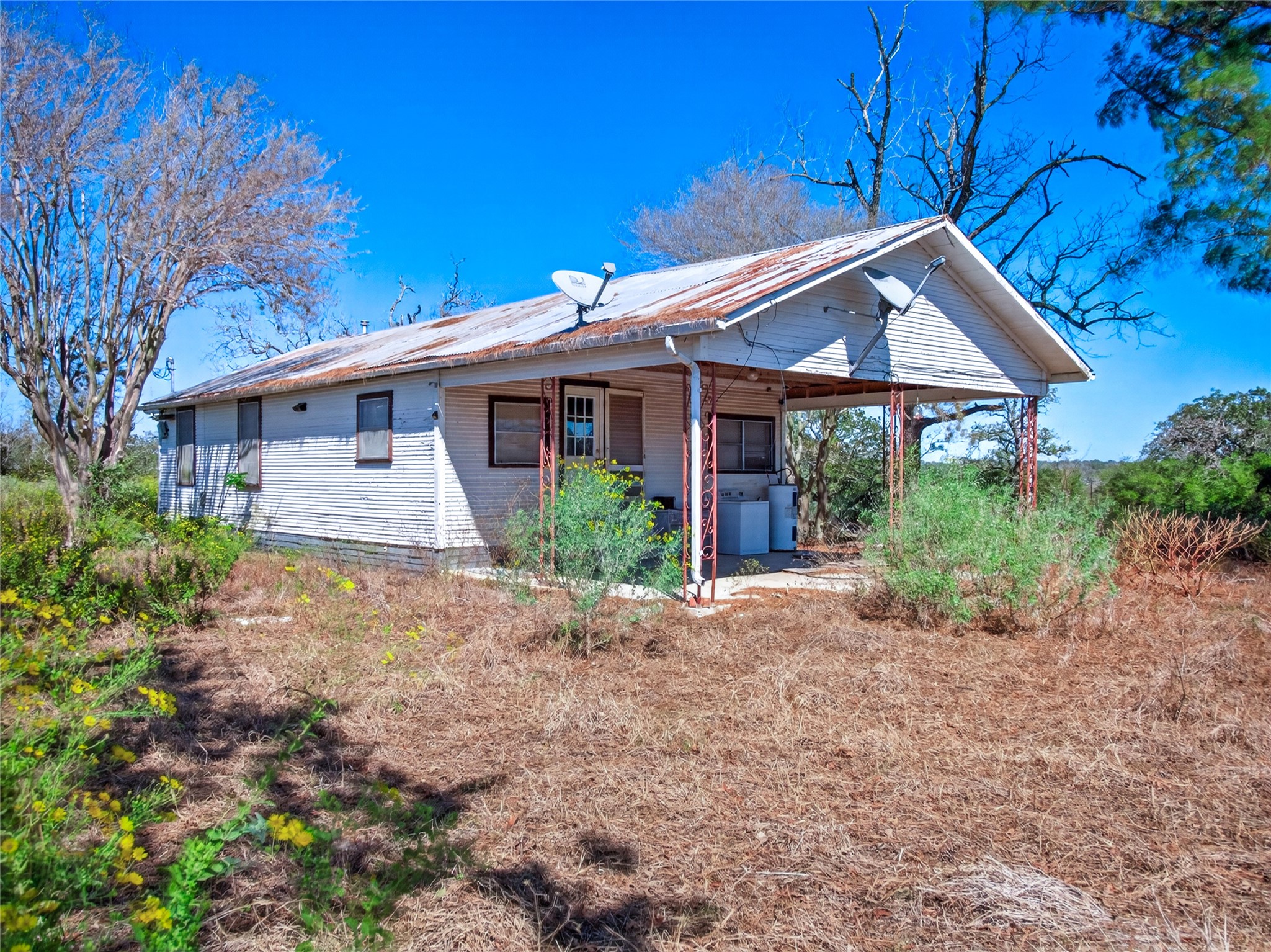 main property photo 30
