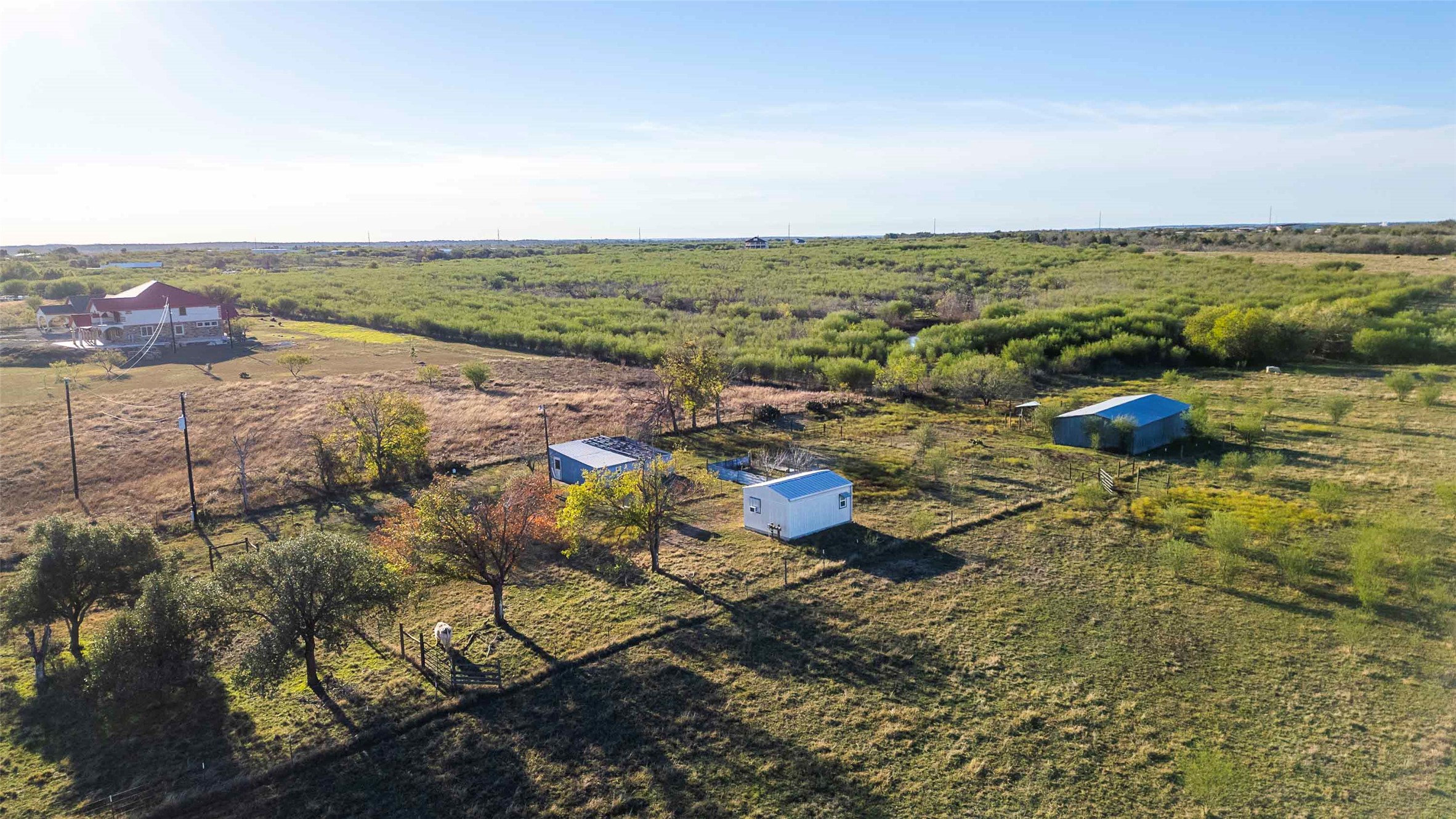 main property photo 23