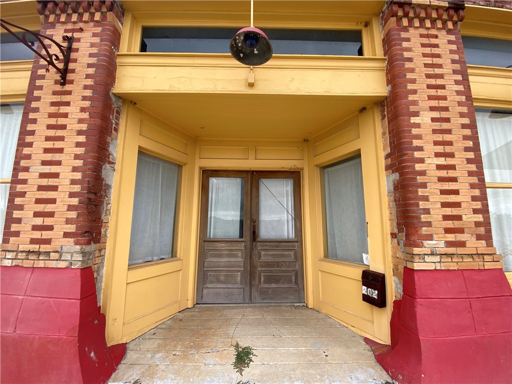 main property photo 6
