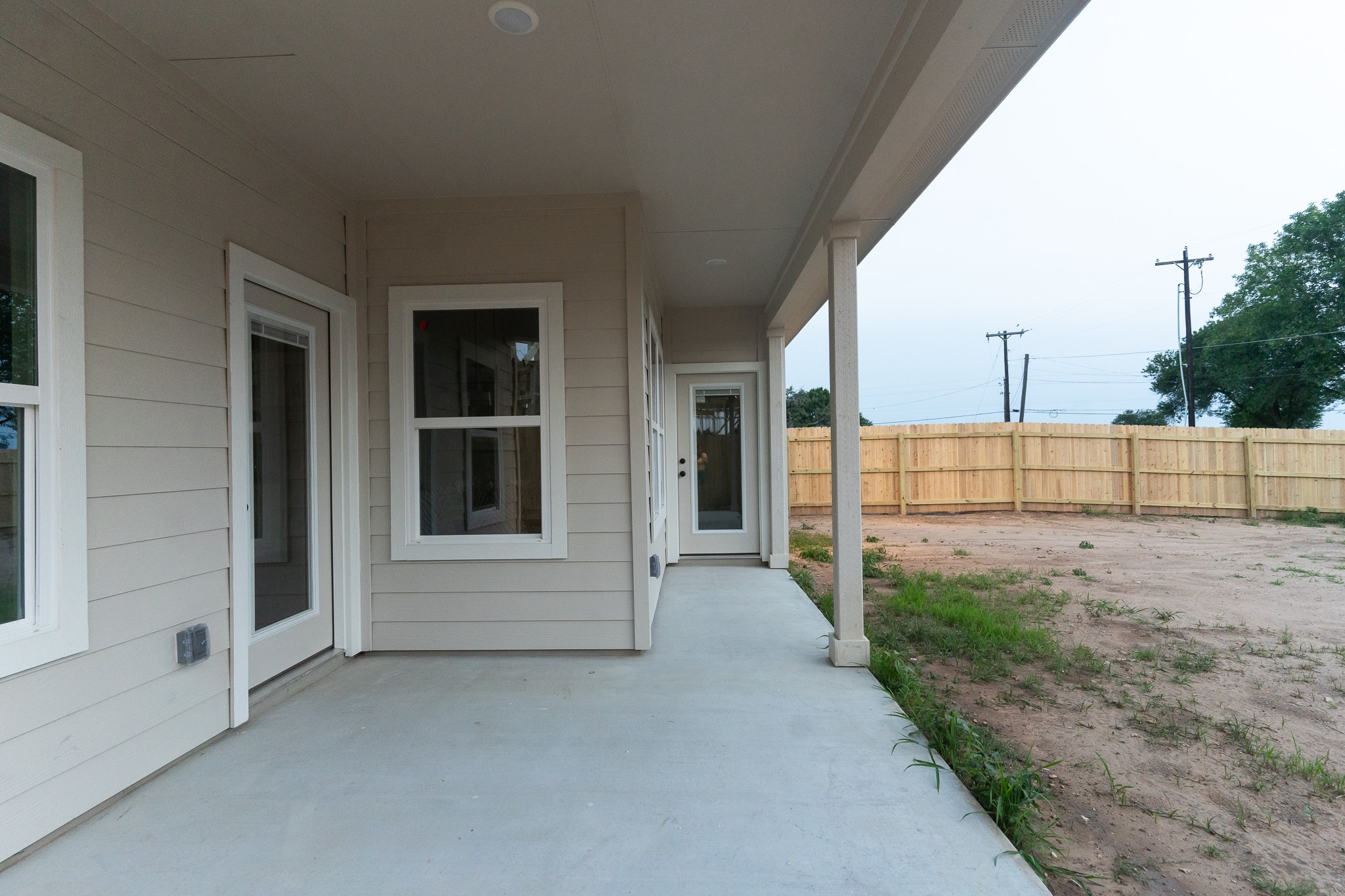 main property photo 31