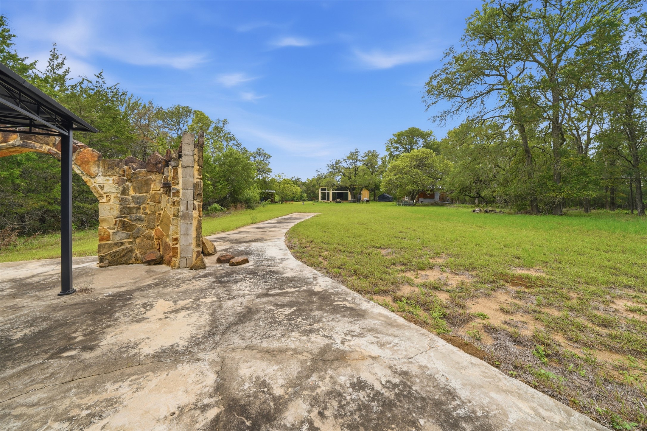 main property photo 36