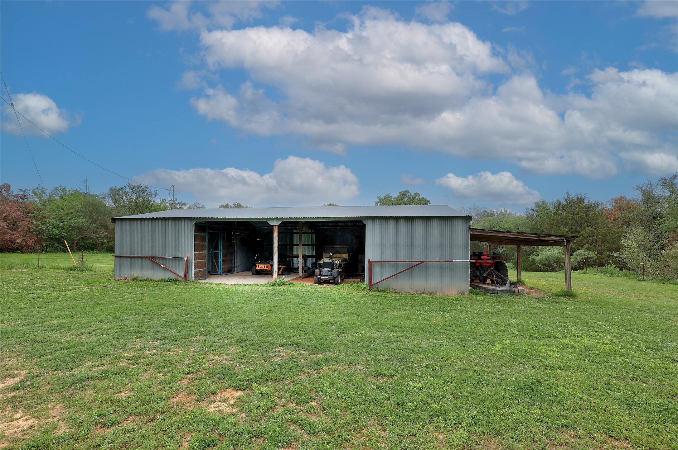 main property photo 37