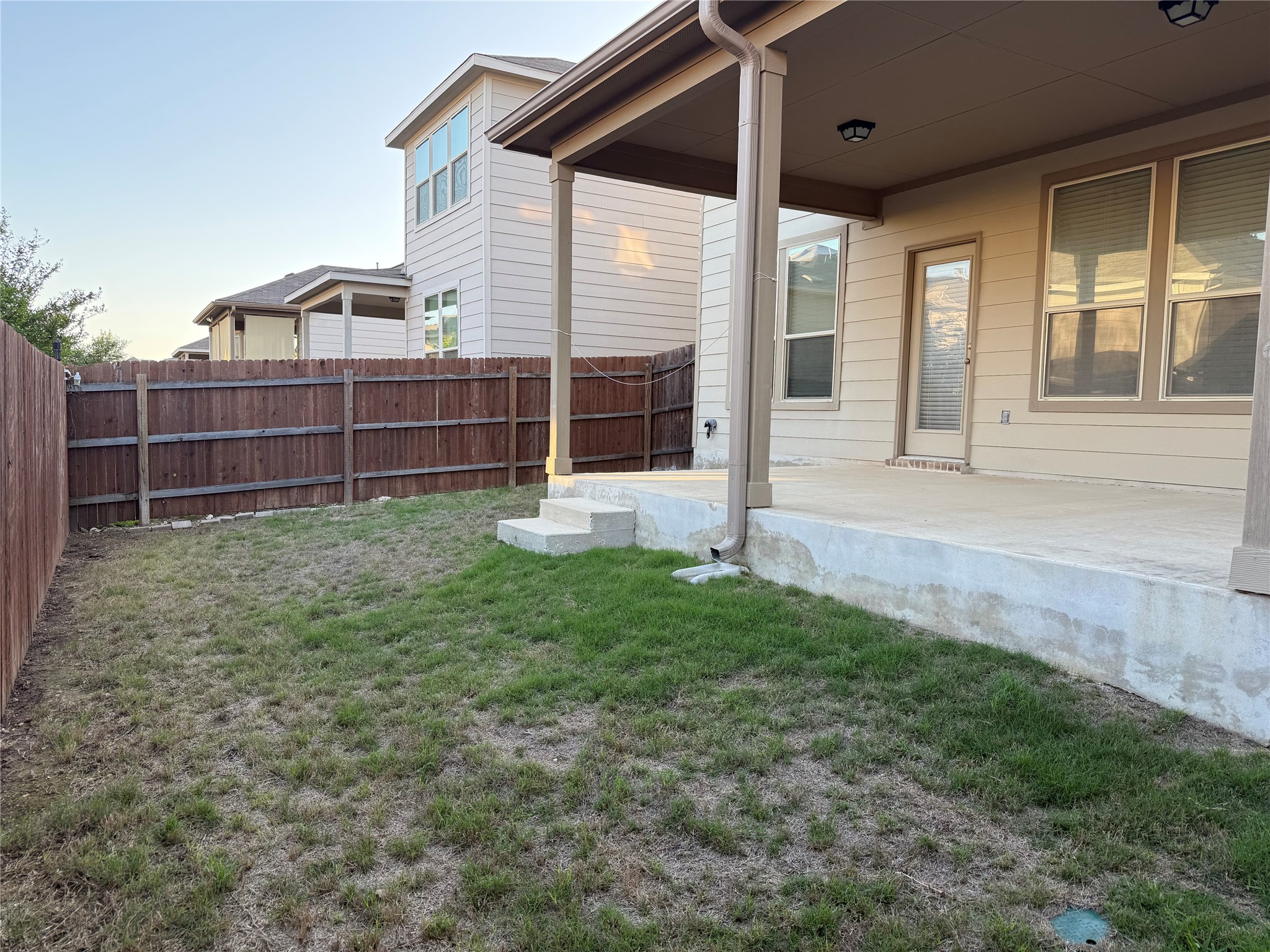 main property photo 23
