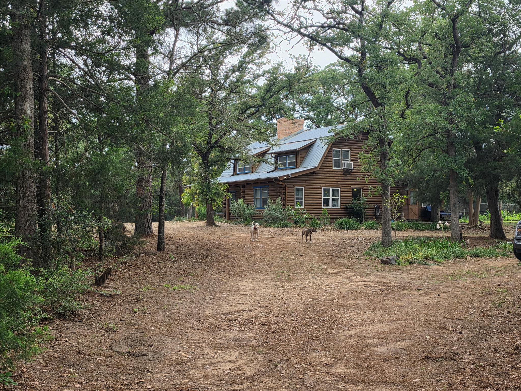 main property photo 2