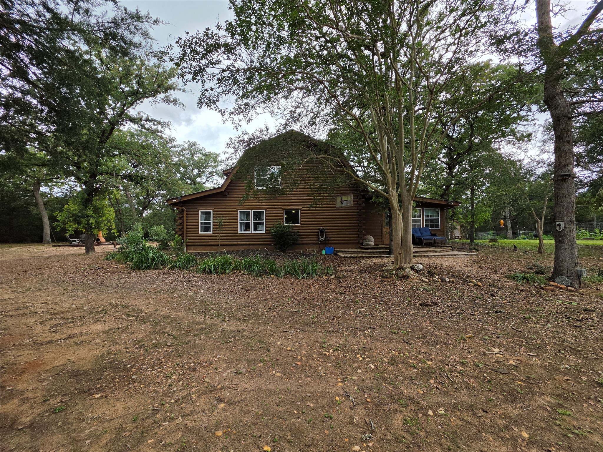 main property photo 36