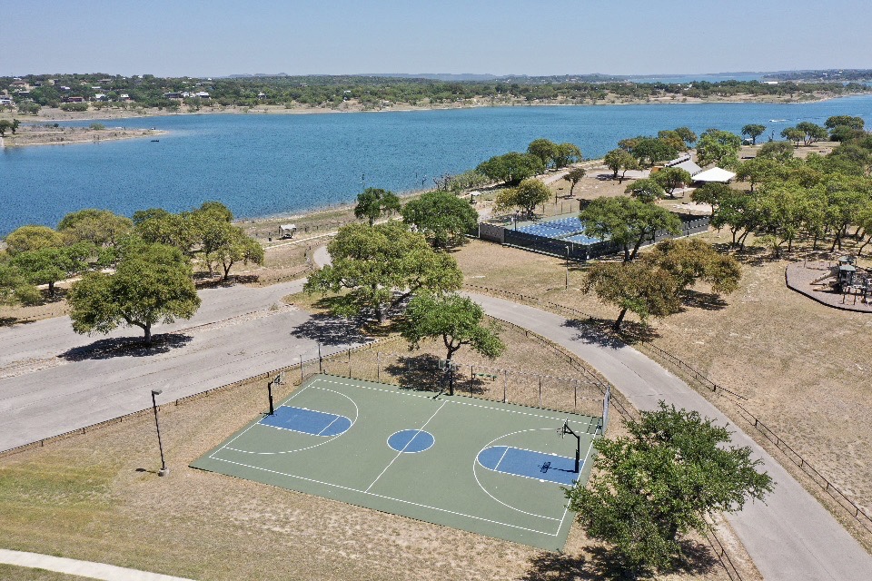 main property photo 23