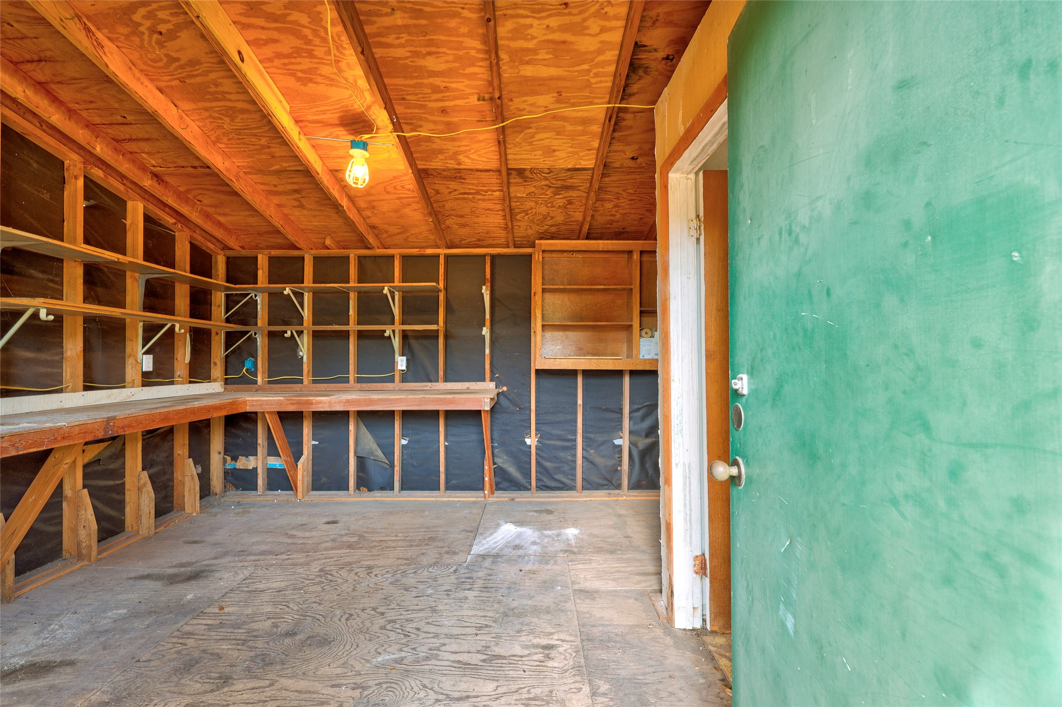 main property photo 36