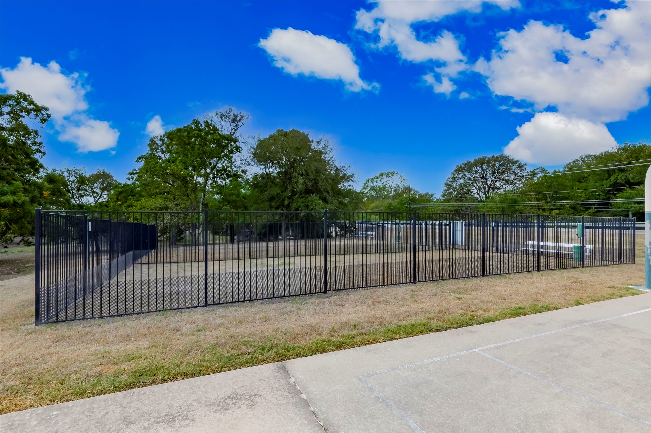 main property photo 35