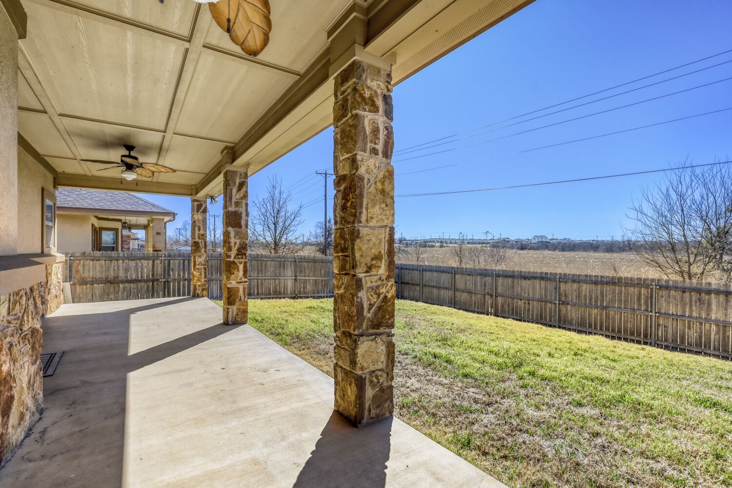 main property photo 15