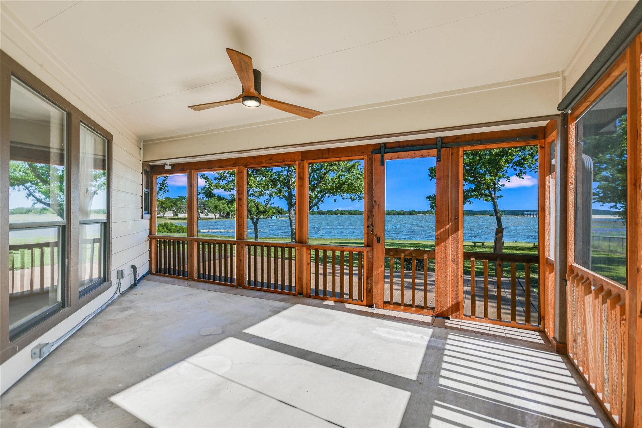 main property photo 25