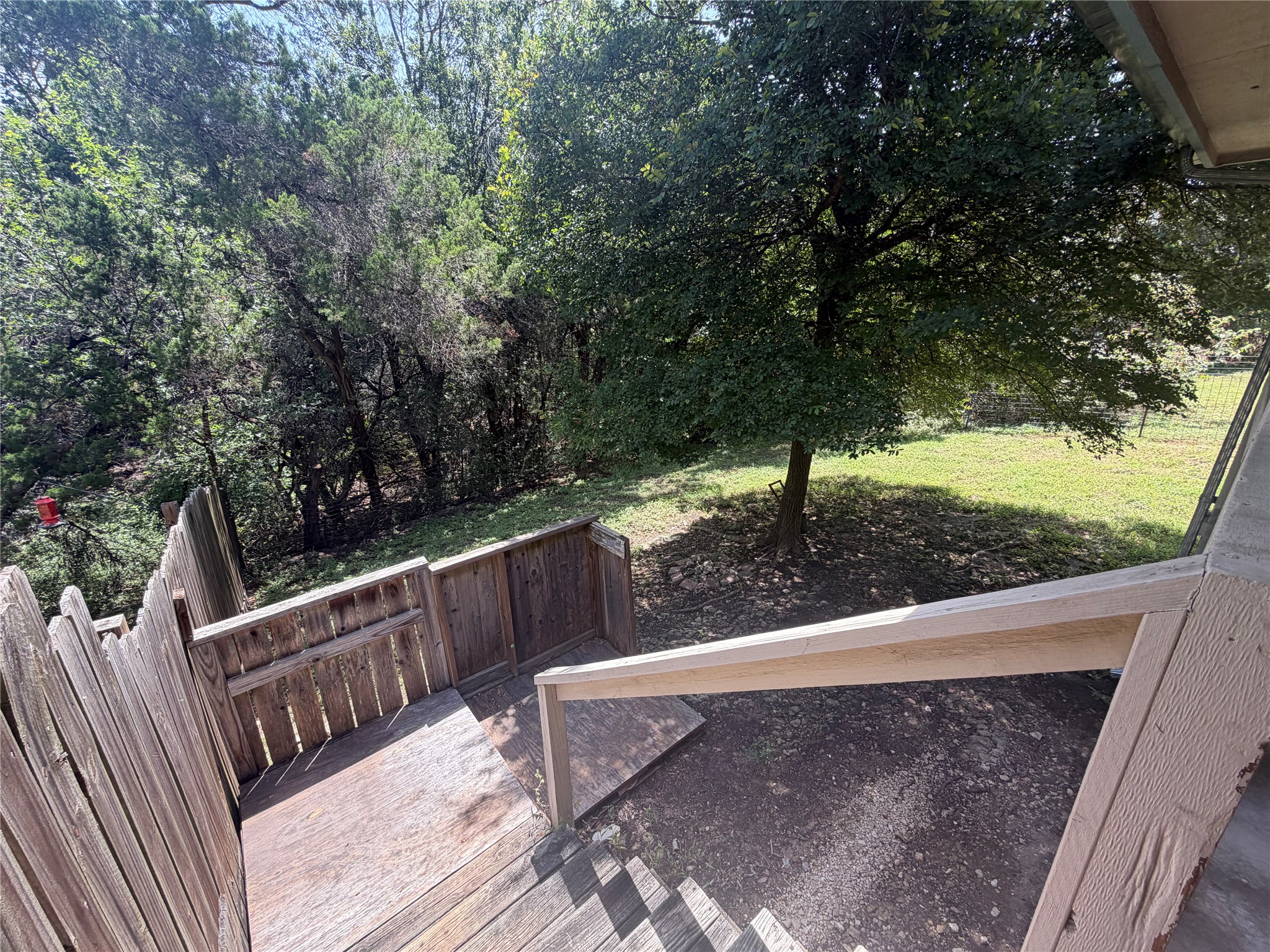 main property photo 17