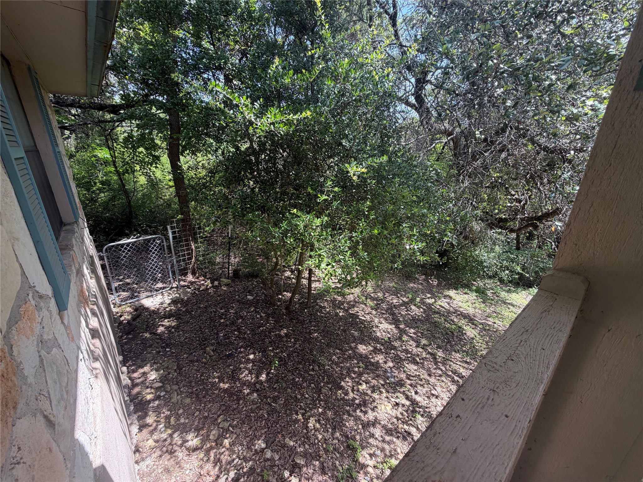 main property photo 23