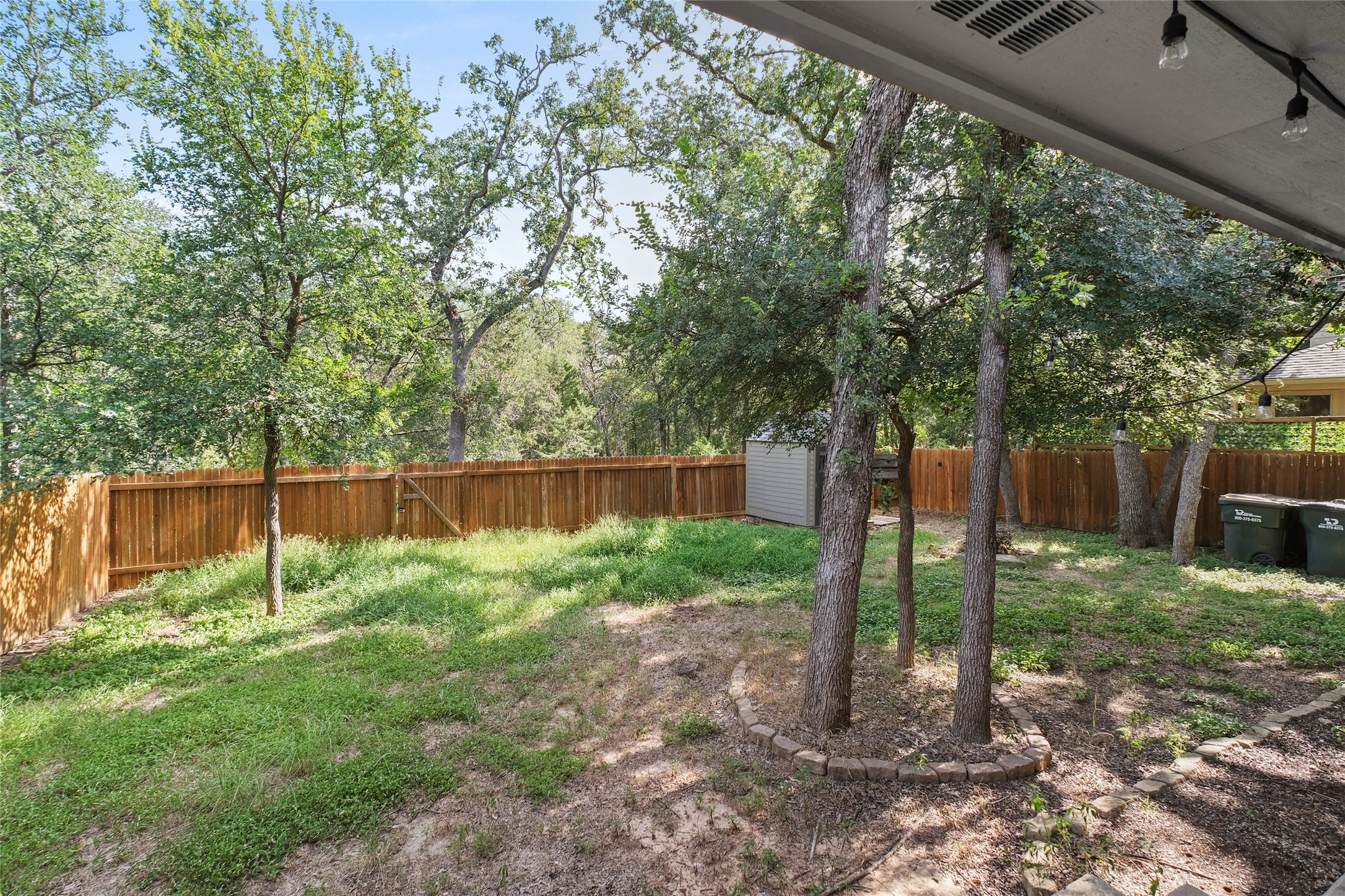 main property photo 32