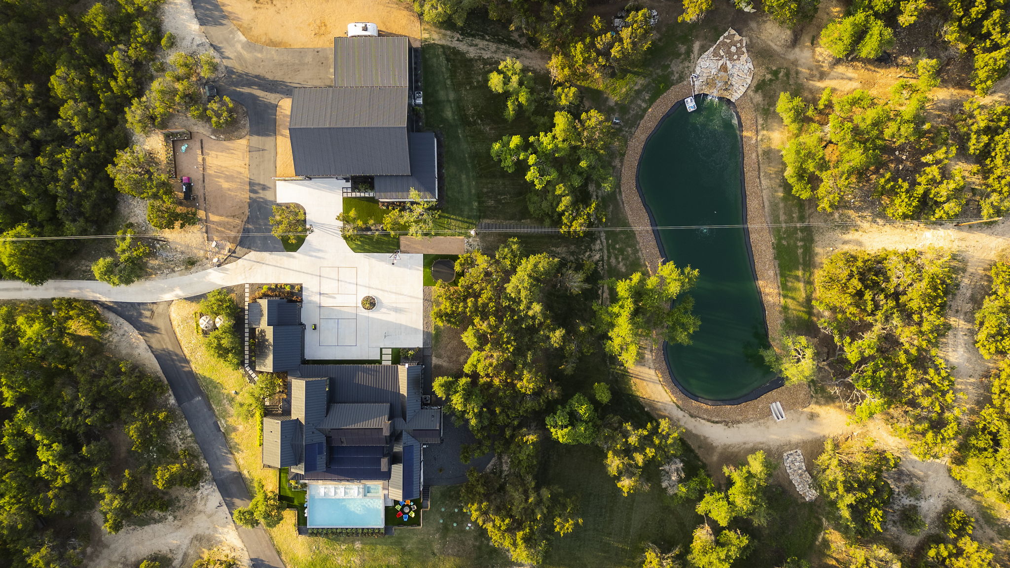main property photo 20