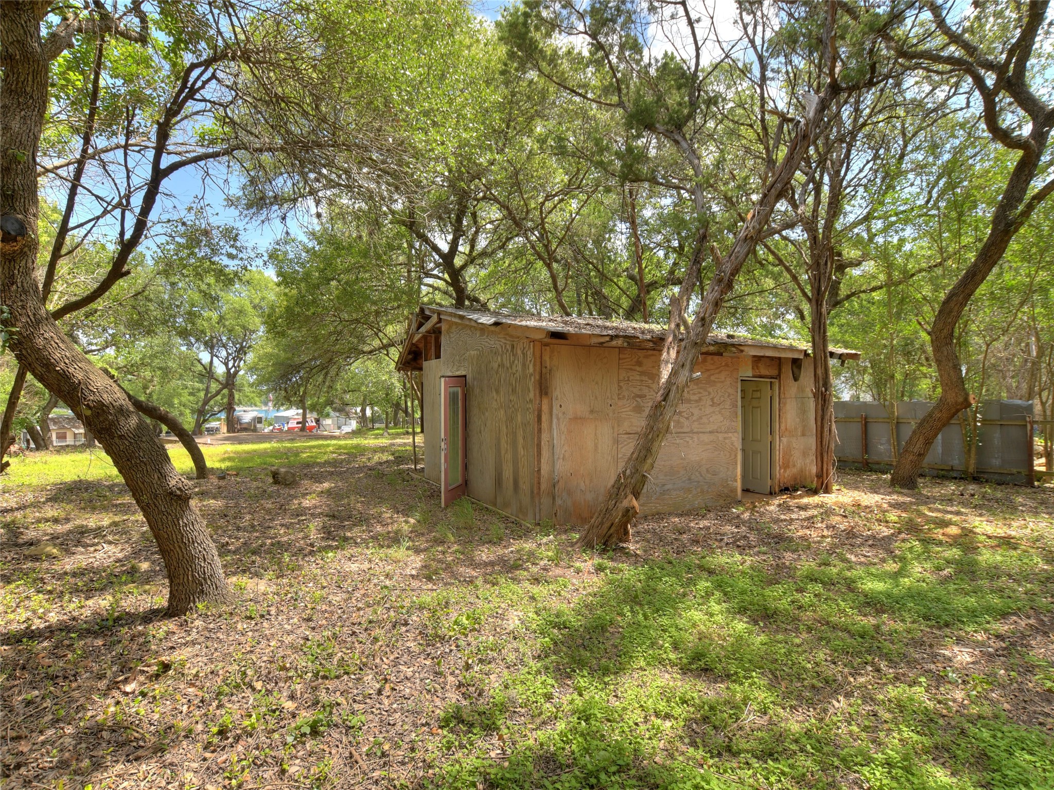 main property photo 15